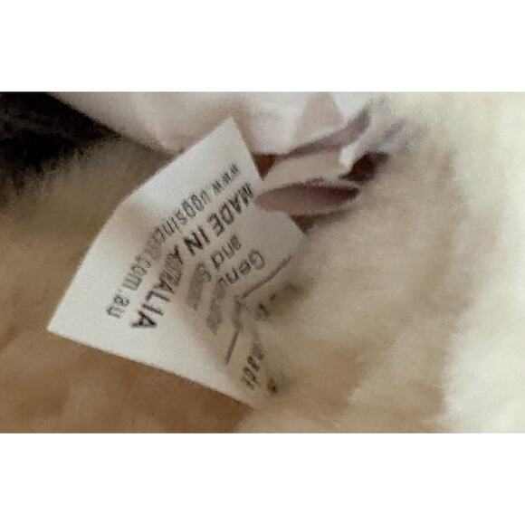 UGG Australia Leopard Print Pony Hair Mini II Boots - Women’s Size 8 - Picture 2 of 6